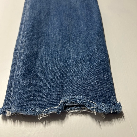 Flying monkey women’s size 26 high waisted, distressed jeans with frayed hem - Picture 7 of 10